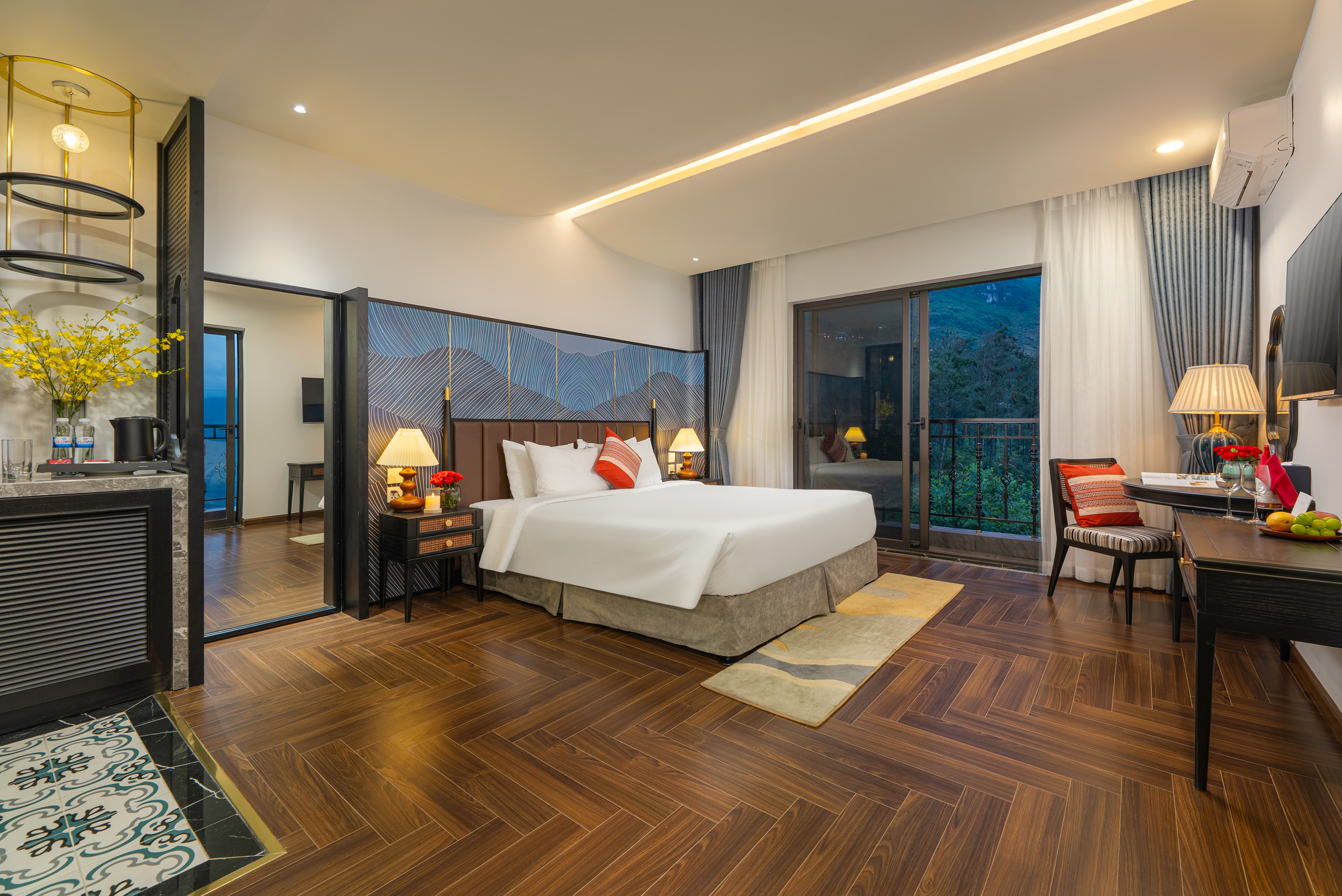 Premier Moutain View #2